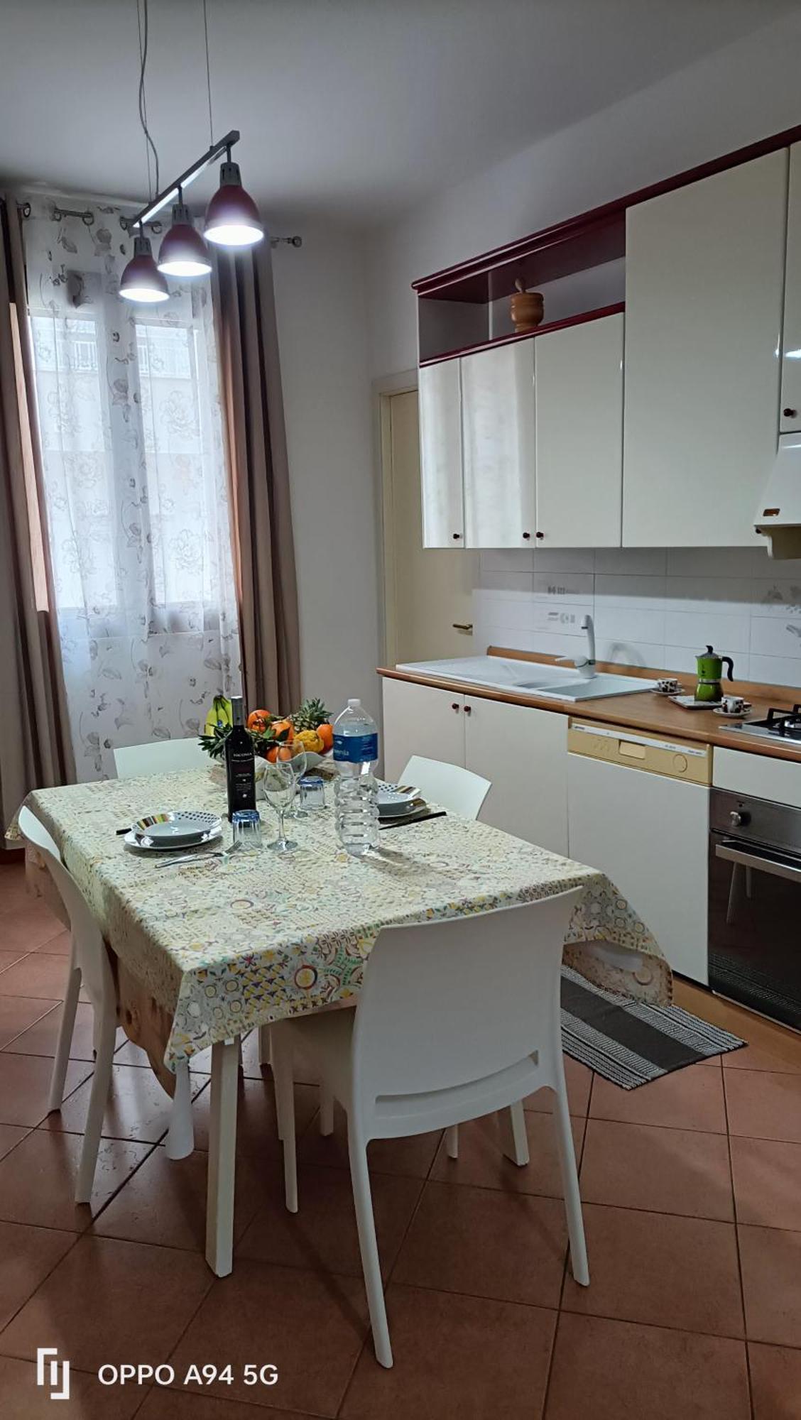 Casa Vita In Centro Балестрате Екстериор снимка