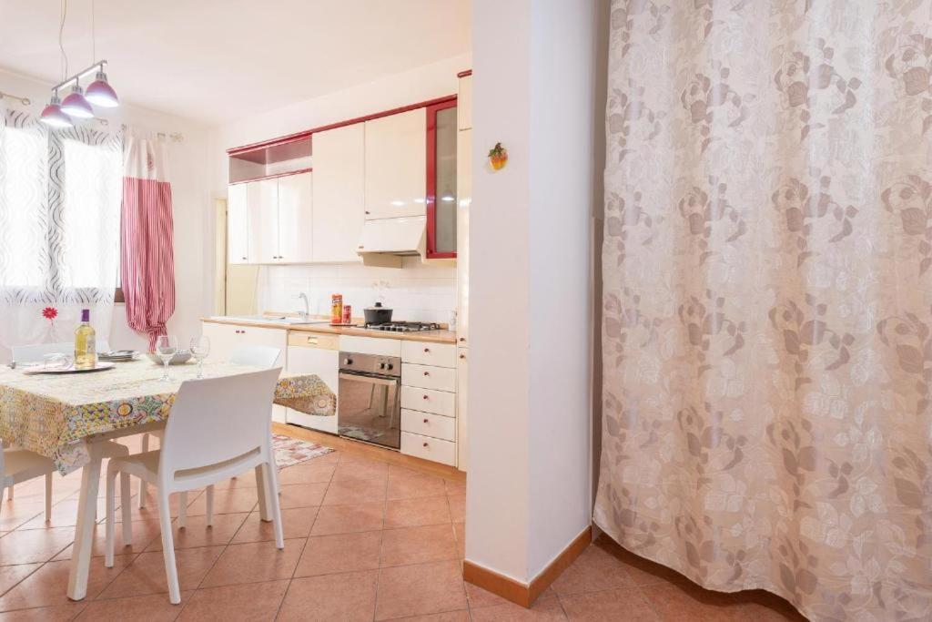 Casa Vita In Centro Балестрате Екстериор снимка