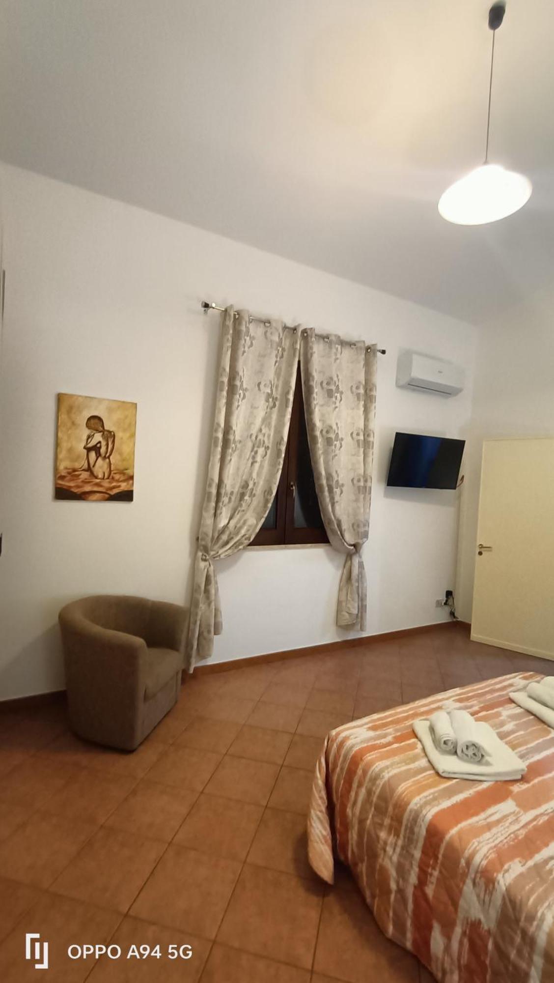 Casa Vita In Centro Балестрате Екстериор снимка